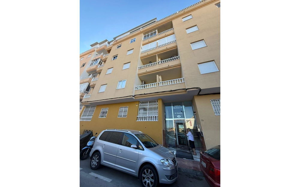 Torrevieja · Alicante REF #CSPX-99199 · Apartment 1623231692
