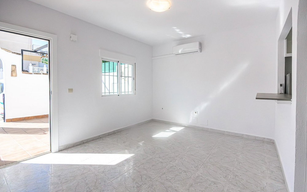 San Miguel De Salinas · Alicante REF #CSPX-61661 · Villa 100558209