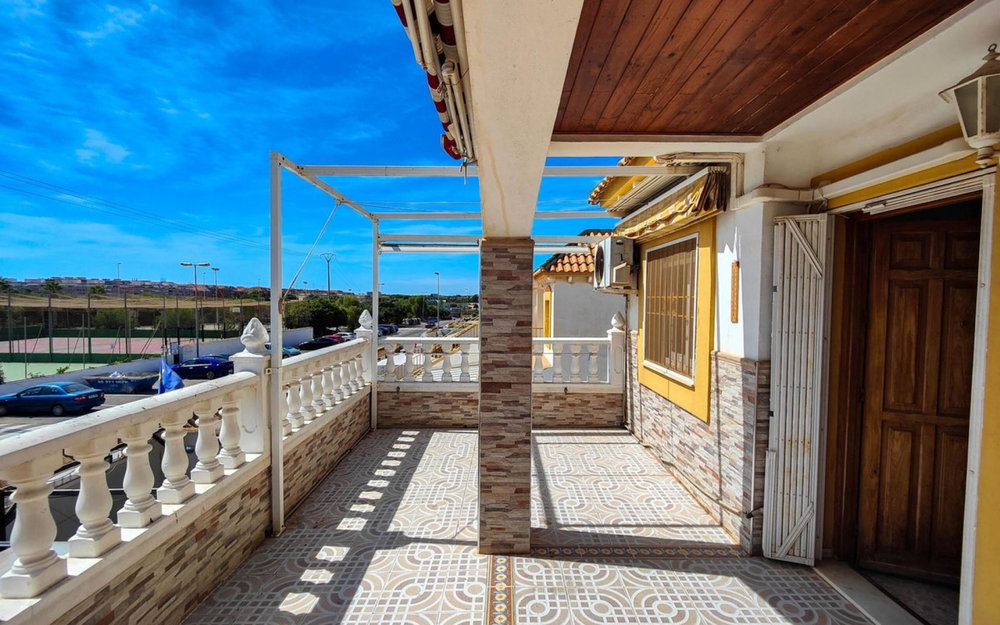 Torrevieja · Alicante REF #CSPX-87001 · Apartment 4184145036