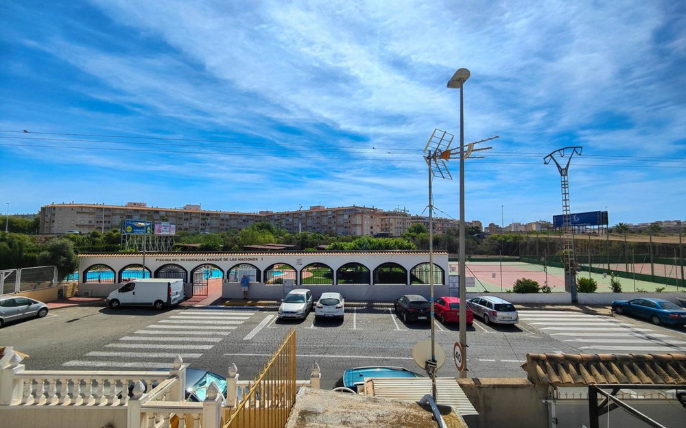 Torrevieja · Alicante REF #CSPX-87001 · Apartment 4184145036