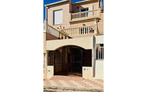 Mil Palmeras · Alicante REF #CSPX-87284 · Townhouse 1645653069