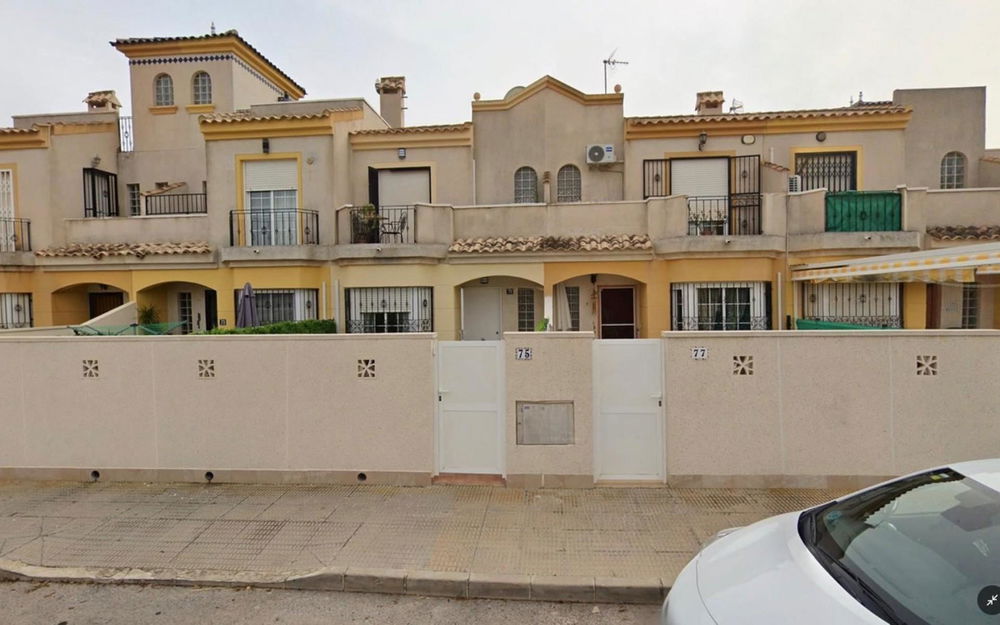 Guardamar Del Segura · Alicante REF #CSPX-39535 · Townhouse 4277683572