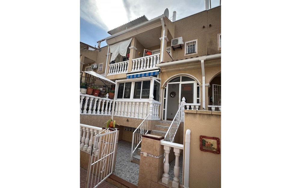Punta Prima · Alicante REF #CSPX-91106 · Townhouse 1129309150