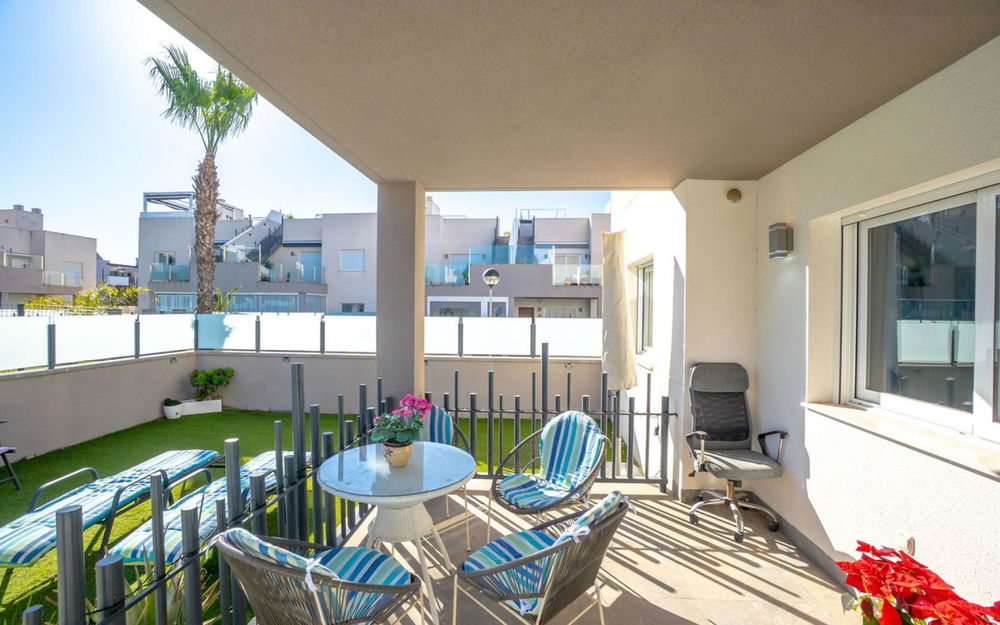 Torrevieja · Alicante REF #CSPX-69697 · Apartment 3314977030