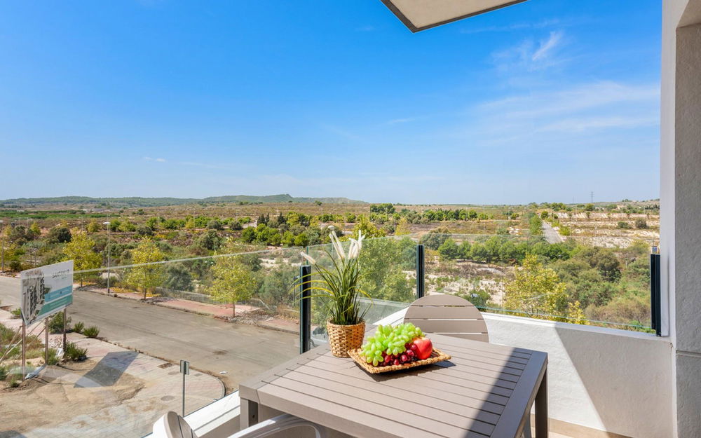 San Miguel De Salinas · Alicante REF #CSPX-42097 · Apartment 642150268