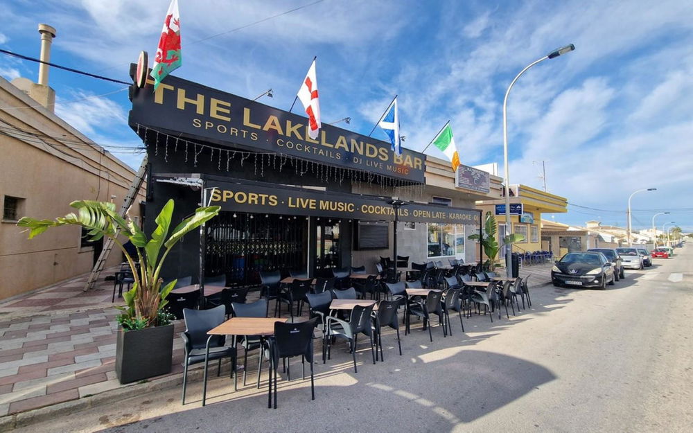 Torrevieja · Alicante REF #CSPX-86317 · Commercial 2558058740