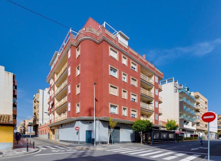Torrevieja · Alicante REF #CSPX-96159 · Apartment 1772831308