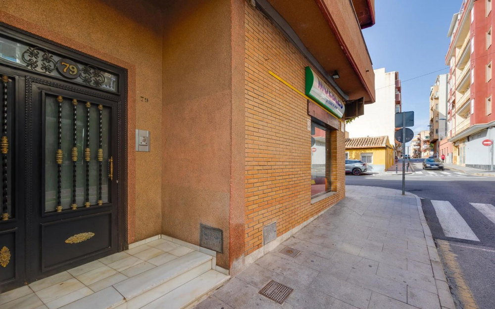 Torrevieja · Alicante REF #CSPX-60217 · Apartment 957884560