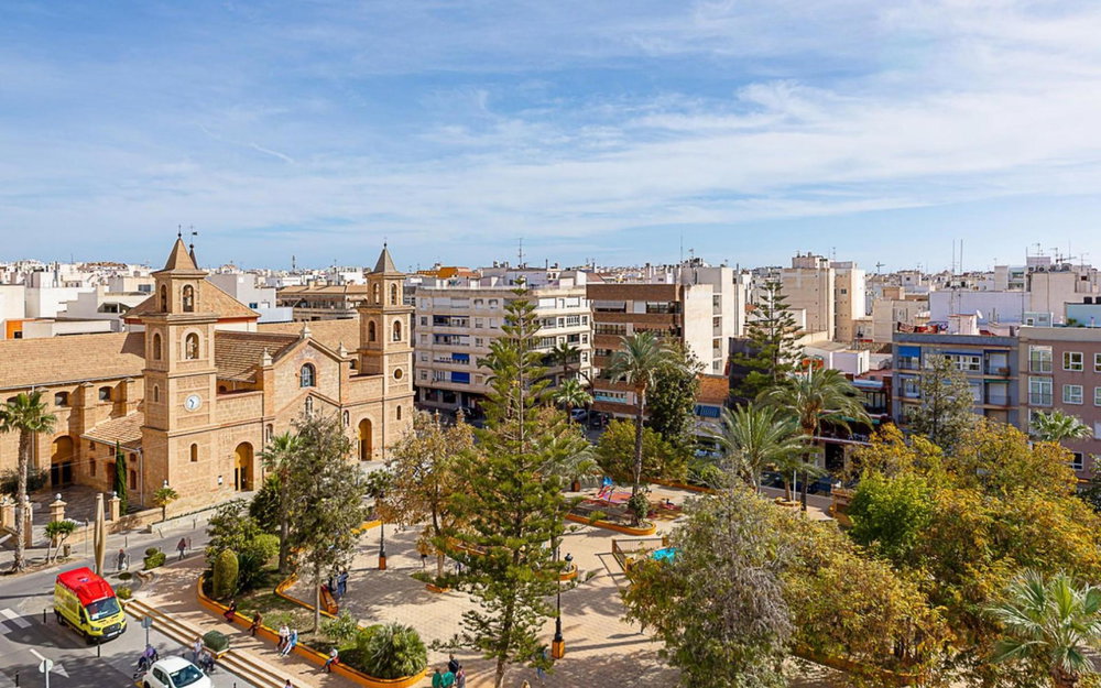 Torrevieja · Alicante REF #CSPX-42234 · Apartment 1932941422