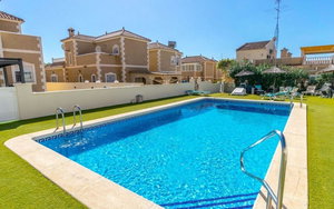 Villamartin · Alicante REF #CSPX-62435 · Villa 638214228