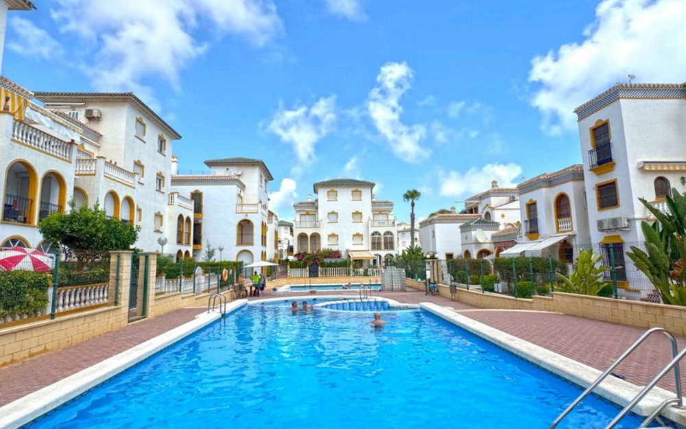Torrevieja · Alicante REF #CSPX-21758 · Apartment 919033827