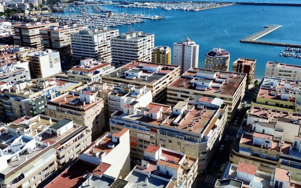 Torrevieja · Alicante REF #CSPX-60584 · Apartment 1387978544