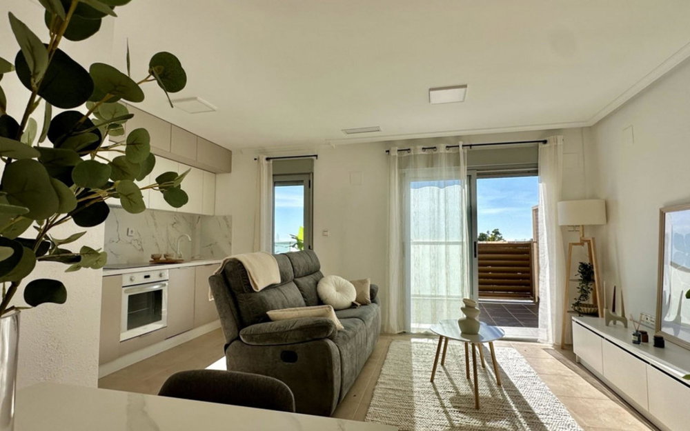 Torrevieja · Alicante REF #CSPX-75758 · Apartment 1265056887