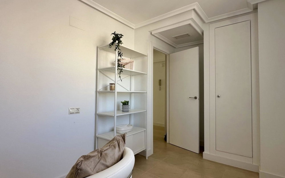 Torrevieja · Alicante REF #CSPX-75758 · Apartment 1265056887