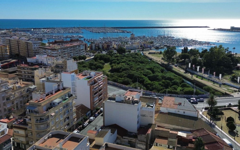 Torrevieja · Alicante REF #CSPX-47287 · Apartment 744115649
