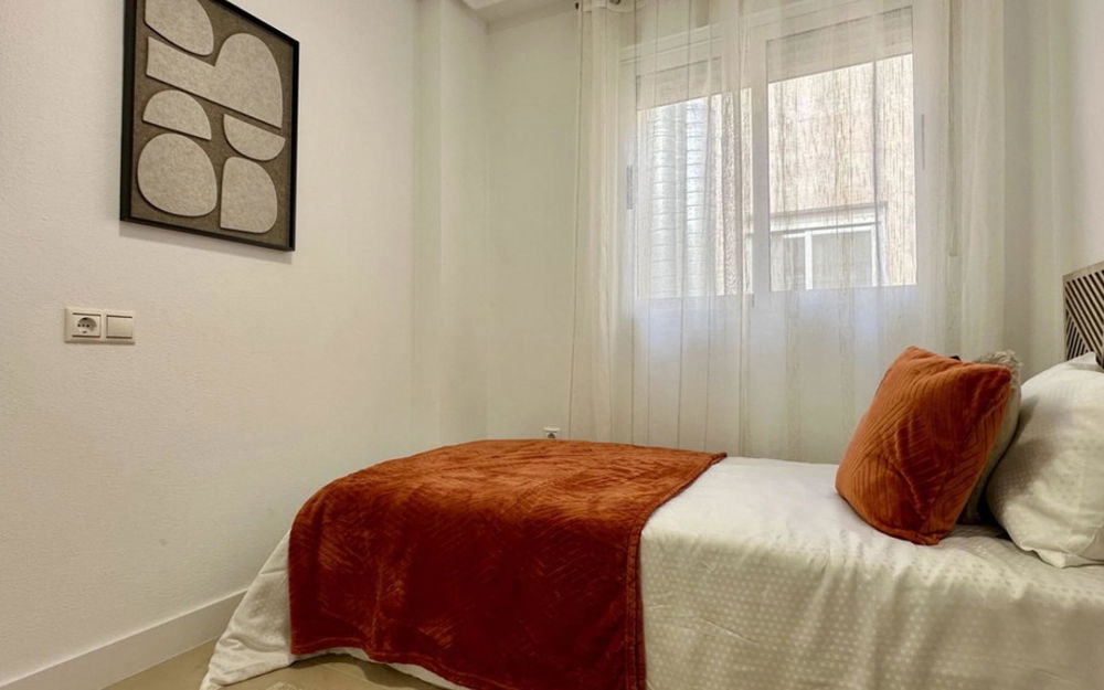 Torrevieja · Alicante REF #CSPX-47287 · Apartment 744115649