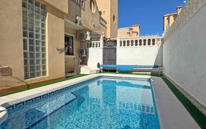 Villamartin · Alicante REF #CSPX-26162 · Townhouse 1346196134