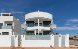 Los Alcazares · Murcia REF #CSPX-11278 · Apartment 557758499