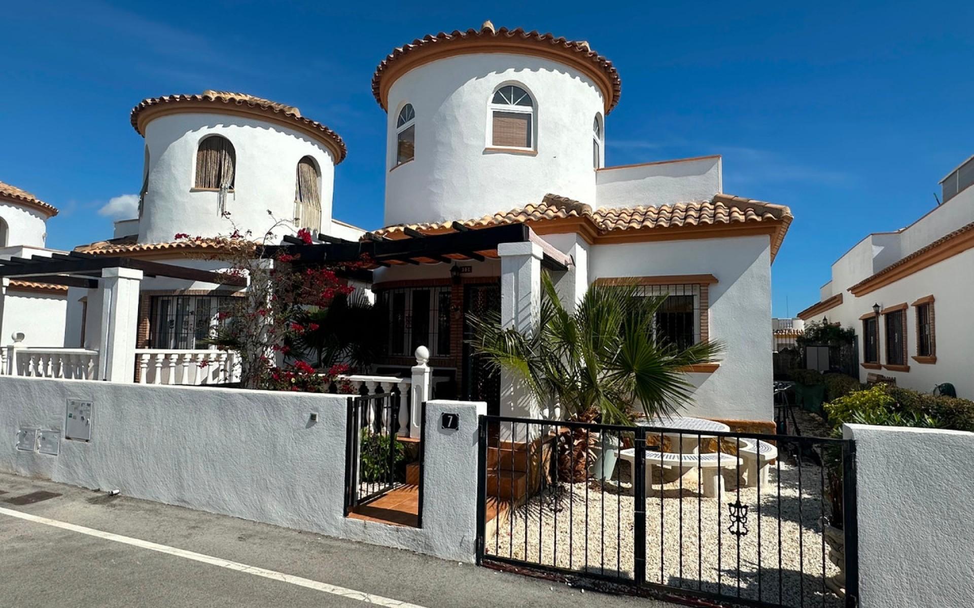 Guardamar Del Segura · Alicante REF #CSPX-26450 · Villa