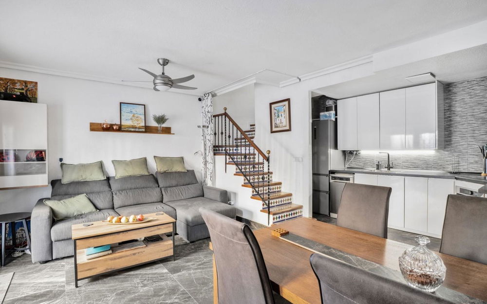 Torrevieja · Alicante REF #CSPX-91221 · Townhouse 1912026327