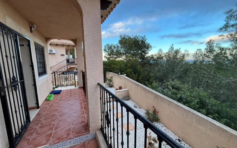 Villamartin · Alicante REF #CSPX-94267 · Townhouse 2153714962