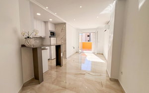 Torrevieja · Alicante REF #CSPX-21628 · Apartment 1990383233