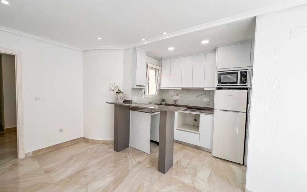 Torrevieja · Alicante REF #CSPX-21628 · Apartment 1990383233