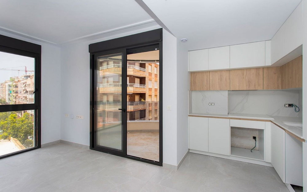 Torrevieja · Alicante REF #CSPX-37743 · Apartment 869844380