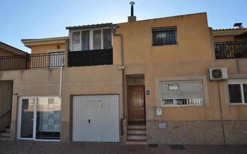 Pinoso · Alicante REF #CSPX-57831 · Townhouse 3702146578