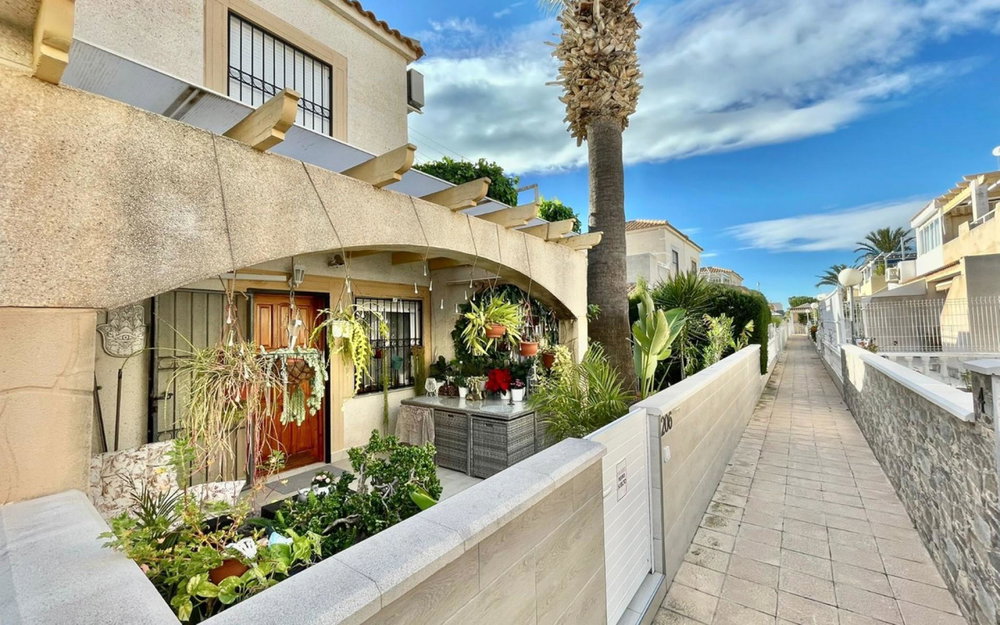 Playa Flamenca · Alicante REF #CSPX-55895 · Townhouse 3760965496