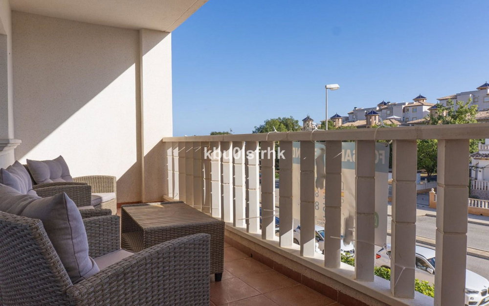 Cabo Roig · Alicante REF #CSPX-22516 · Apartment 2632749153