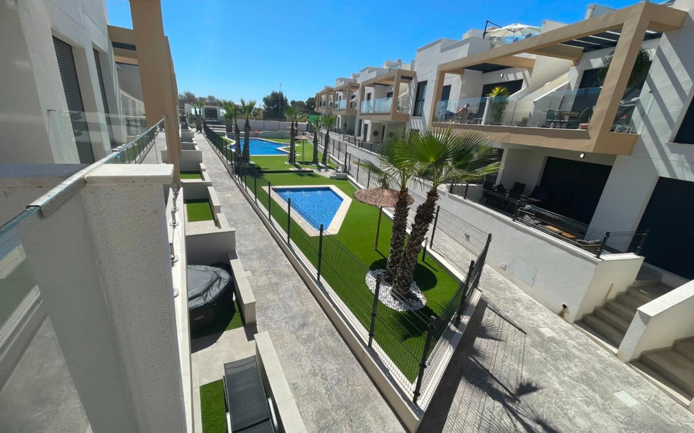 Villamartin · Alicante REF #CSPX-45175 · Apartment 1646899158