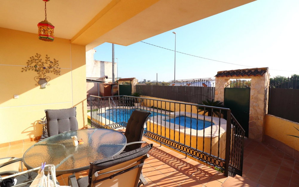Almoradi · Alicante REF #CSPX-54010 · Villa 877716218