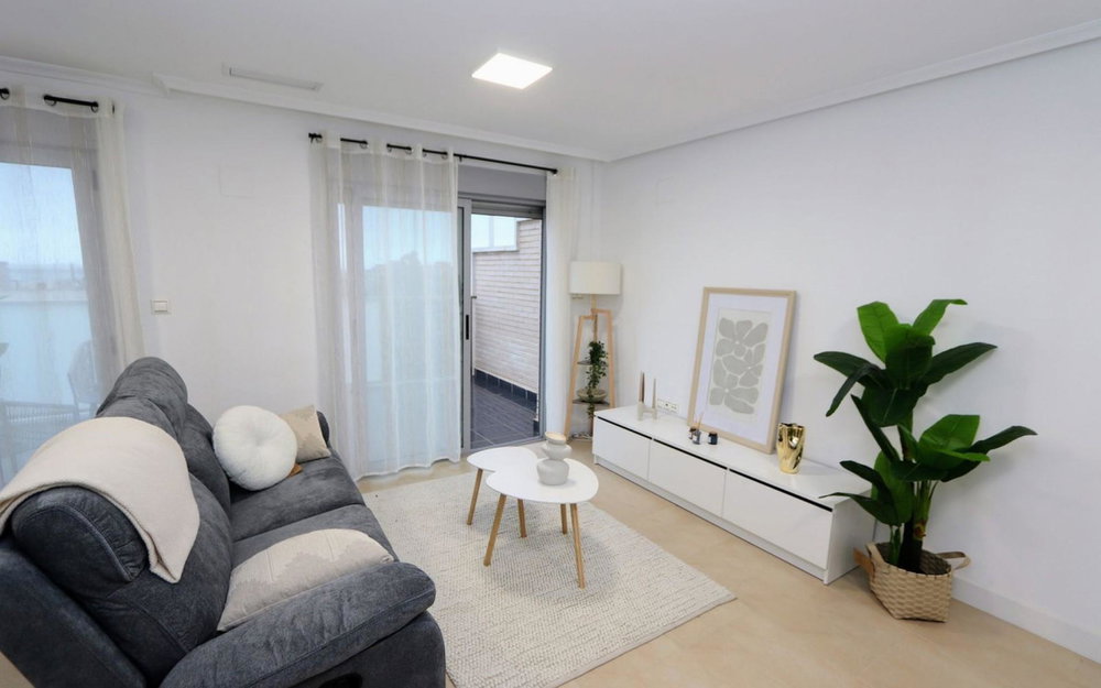 Torrevieja · Alicante REF #CSPX-37935 · Apartment 3214160230
