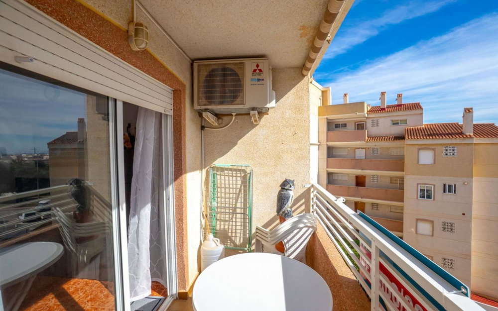 Torrevieja · Alicante REF #CSPX-66219 · Apartment 800691891