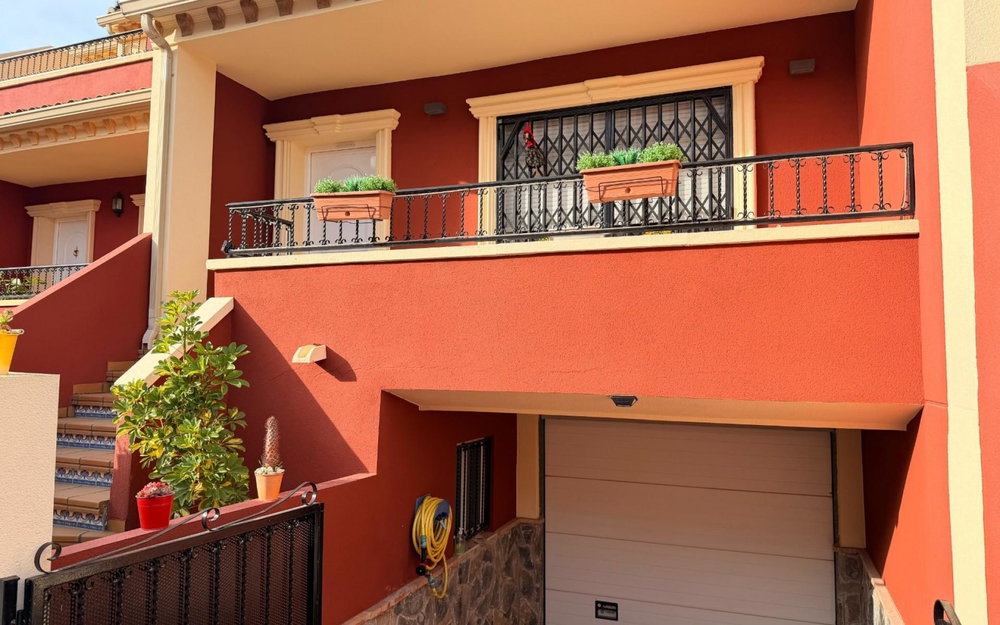 Catral · Alicante REF #CSPQ-96435 · Townhouse 1666874301