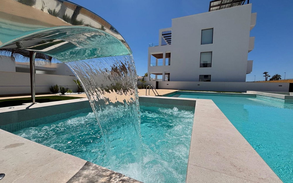 Los Alcazares · Murcia REF #CSPX-32477 · Apartment 4115318945