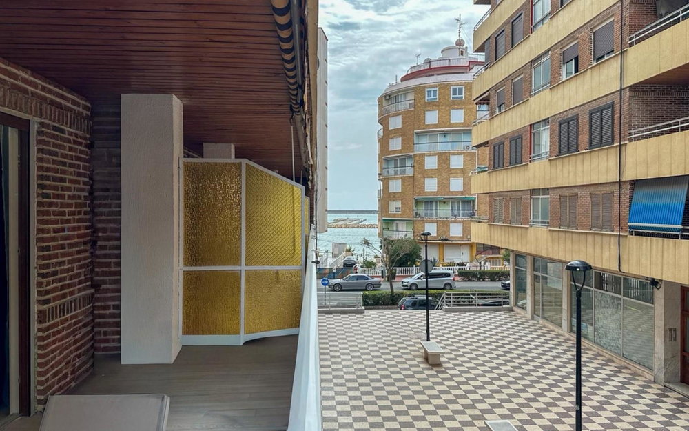 Torrevieja · Alicante REF #CSPX-33598 · Apartment 703251901