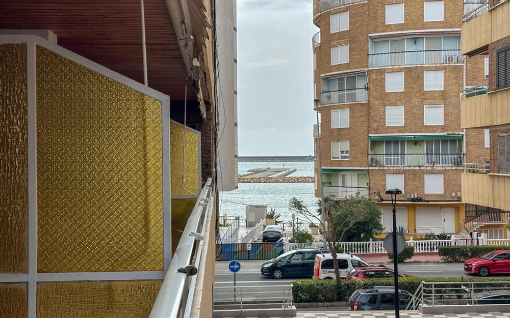 Torrevieja · Alicante REF #CSPX-33598 · Apartment 703251901