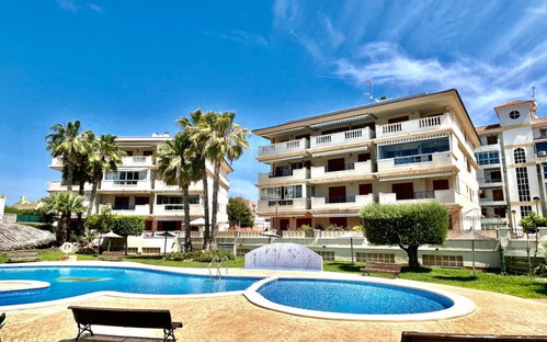 Torrevieja · Alicante REF #CSPX-48849 · Apartment 706412289