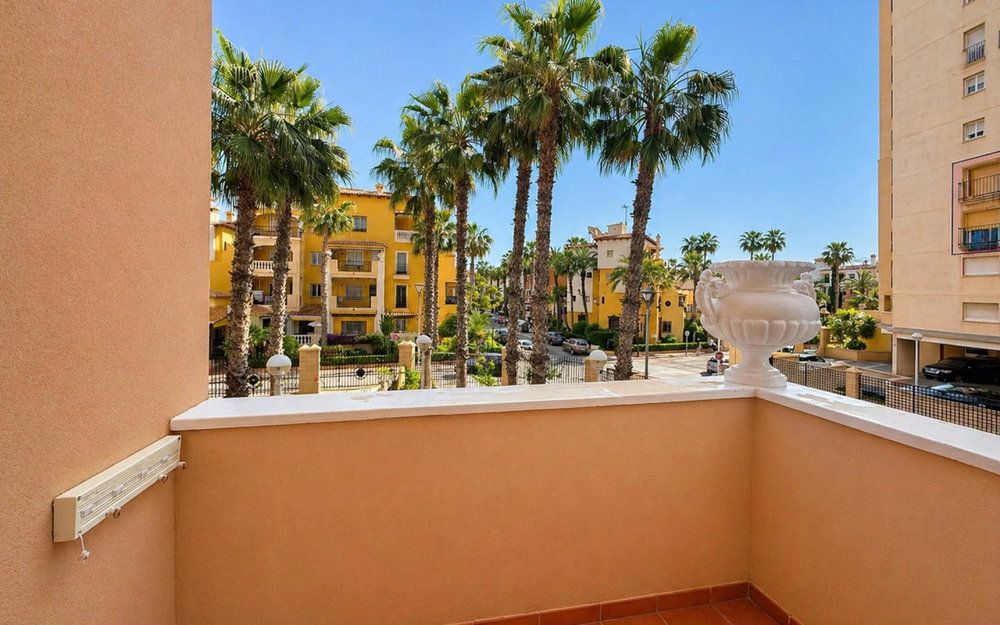 Torrevieja · Alicante REF #CSPX-50874 · Apartment 1104573424