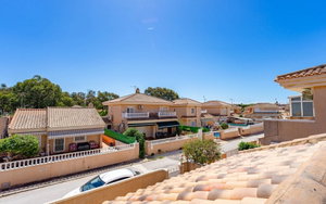 Punta Prima · Alicante REF #CSPX-55955 · Villa 740683818