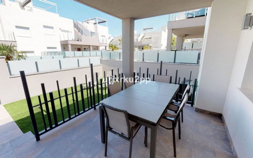 Torrevieja · Alicante REF #CSPX-20658 · Apartment 2682802978