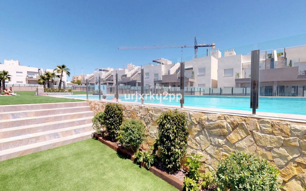 Torrevieja · Alicante REF #CSPX-20658 · Apartment 2682802978