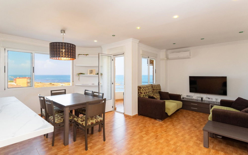 Torrevieja · Alicante REF #CSPX-94393 · Apartment 862139334