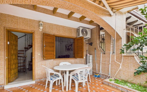 Los Alcazares · Murcia REF #CSPX-88332 · Townhouse 882902997