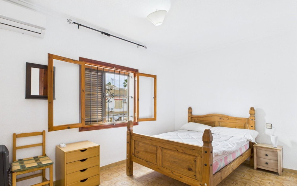 Los Alcazares · Murcia REF #CSPX-88332 · Townhouse 882902997