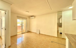 Torrevieja · Alicante REF #CSPX-50352 · Apartment 2568570843
