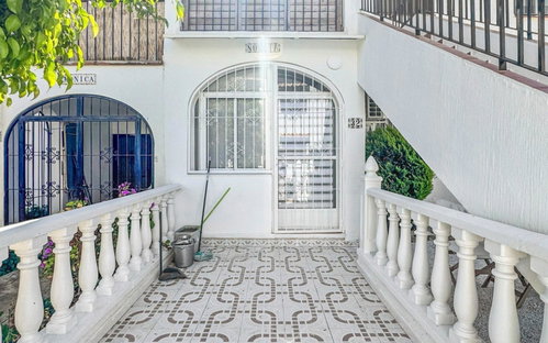Torrevieja · Alicante REF #CSPX-38820 · Apartment 3065932221