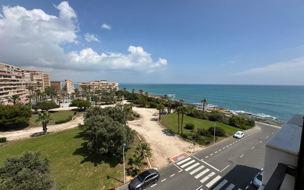 Torrevieja · Alicante REF #CSPX-57031 · Apartment 3131765563